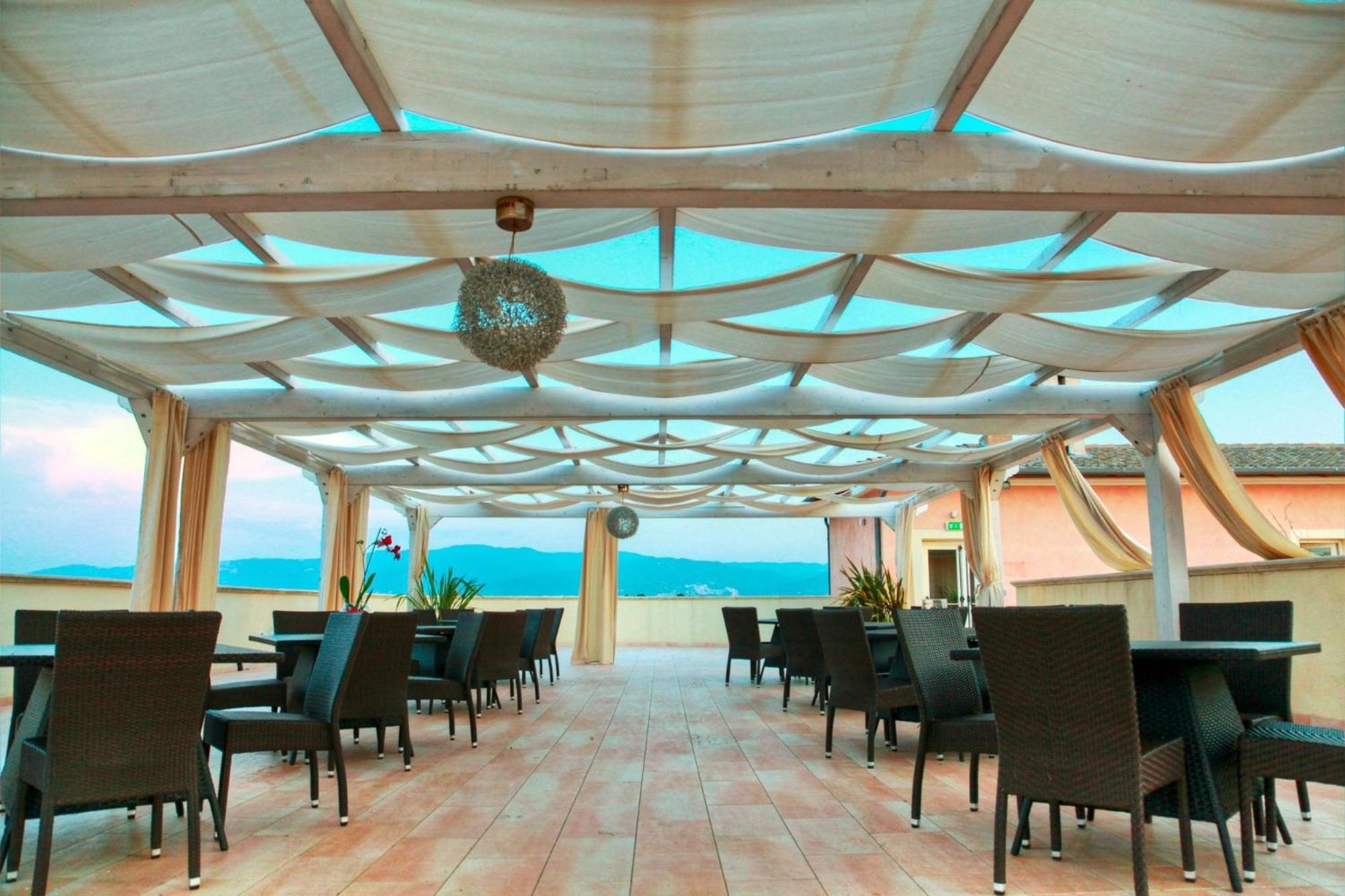 Bv Airone Resort マリーナ・ディ・シーバリ エクステリア 写真